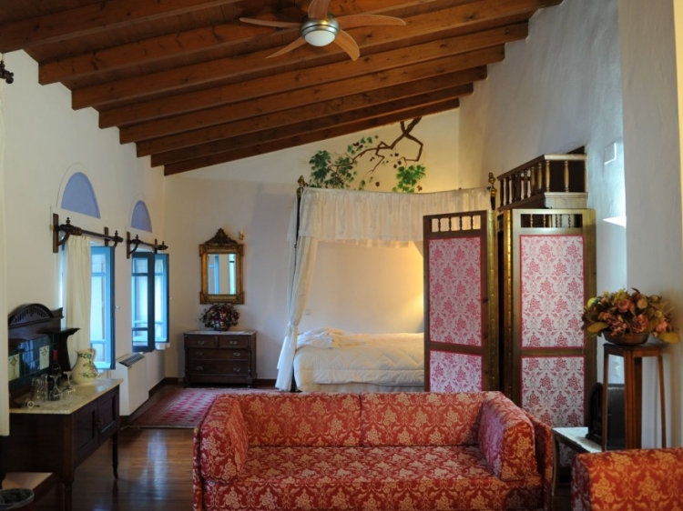 Villa Kynthia Panormo Crete Greece Charming Hotel