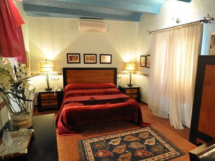 Hotel Utopia