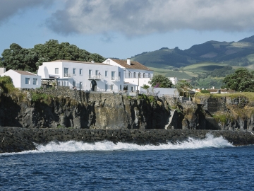 White Exclusive Suites & Villas - Design Hotel in Lagoa, Azoren