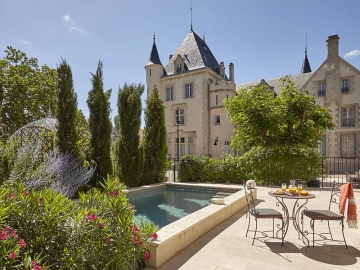 Chateau Les Carrasses - Schloss Hotel in Quarante, Languedoc-Roussillon