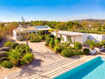 Casa Caranguejo - Ferienhaus oder Villa in Parragil, Algarve