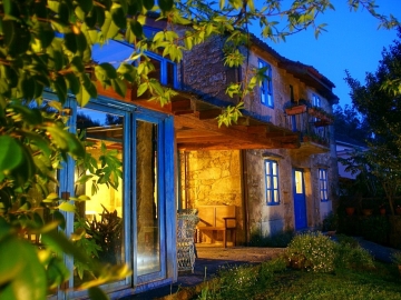 Casa Perfeuto Maria - B&B in Outes, Galicien