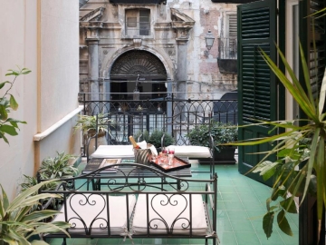 Palazzo dei Baroni Arone di Valentino - Hotel & Selbstverpflegung in Palermo, Sizilien