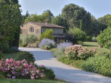 Monsignor della Casa - Hotel & Selbstverpflegung in Borgo San Lorenzo, Toskana