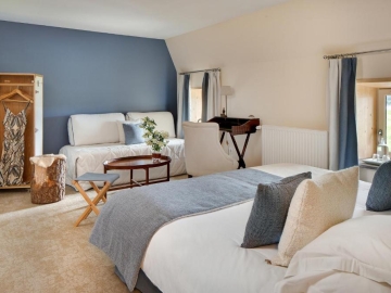 Instants d'Absolu - Ecolodge de Luxe & Spa - Natur Resort in Neussargues en Pinatelle, Auvergne
