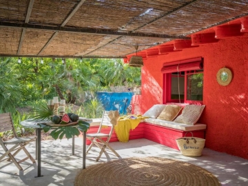 El Botánico de Sagra. Ecolodge Jardin Hôtel - Natur Resort in Sagra, Valencia Region