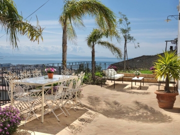 Cielo & Terra - Apartments oder ganze Villa in Salerno, Campania