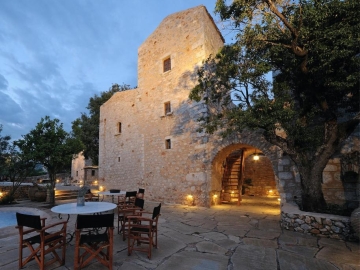 Hotel Citta dei Nicliani - Boutique Hotel in Kitta, Peloponnes