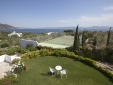 Wohnen im / Verweilen in der Villa Elena Loutraki Griechenland boutique hotel  besonders luxuriös aussergewöhnlich trendig schick cool klein