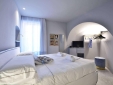 Hotel De La Ville è un Boutique Hotel situato a Laigueglia 