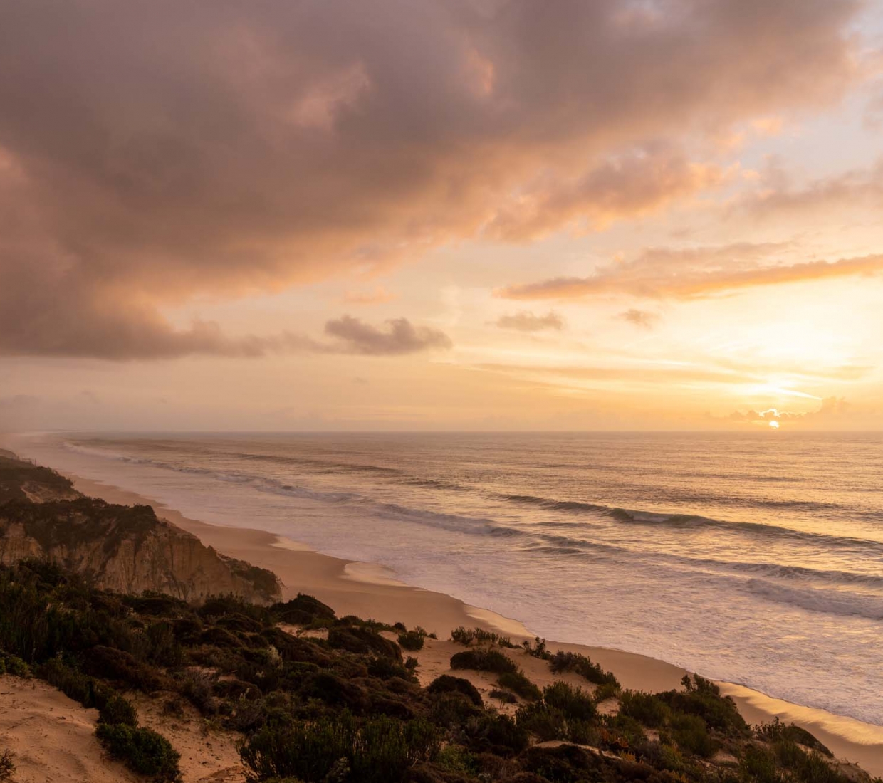 Schöne Fischerhütten, Ferienhäuser am Meer und die besten Boutique Hotels in Comporta und Melides