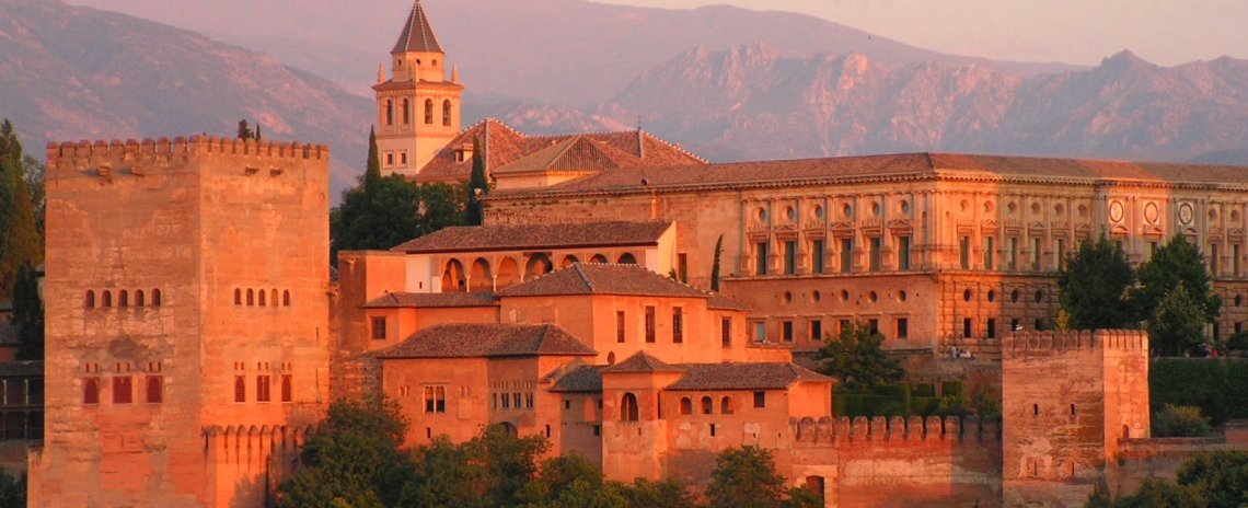 Reiseführer zu besonders schönen Unterkünften in Albolote (Granada)